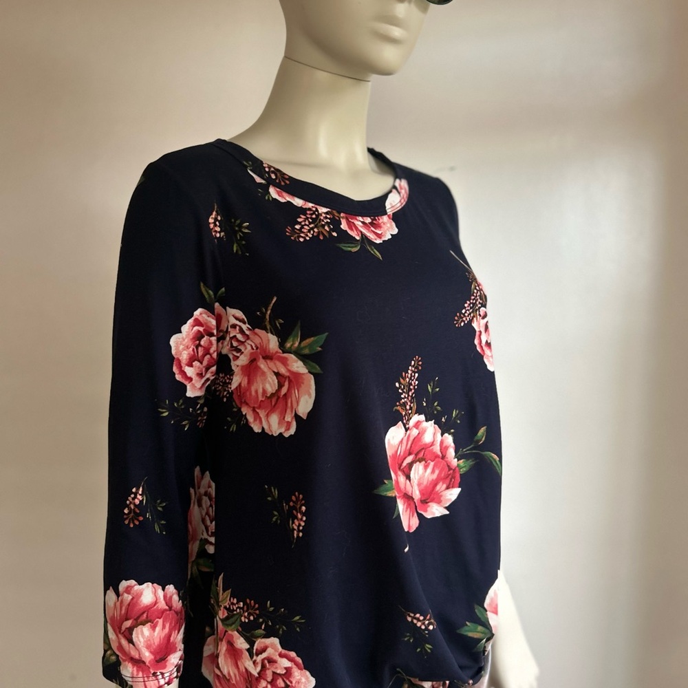 reb & J Floral Navy Top with Pink Peonies - Picture 6 of 9